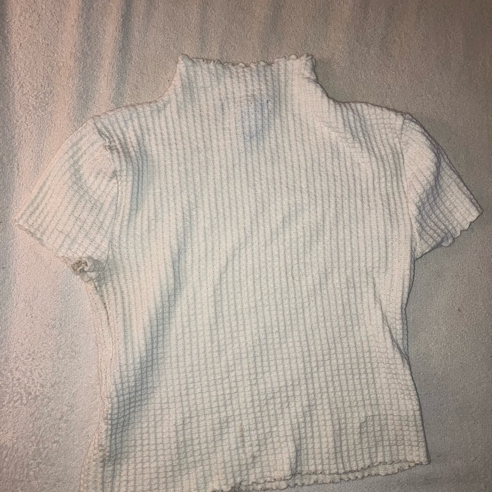 Women's White Ribbed Turtleneck Crop Top